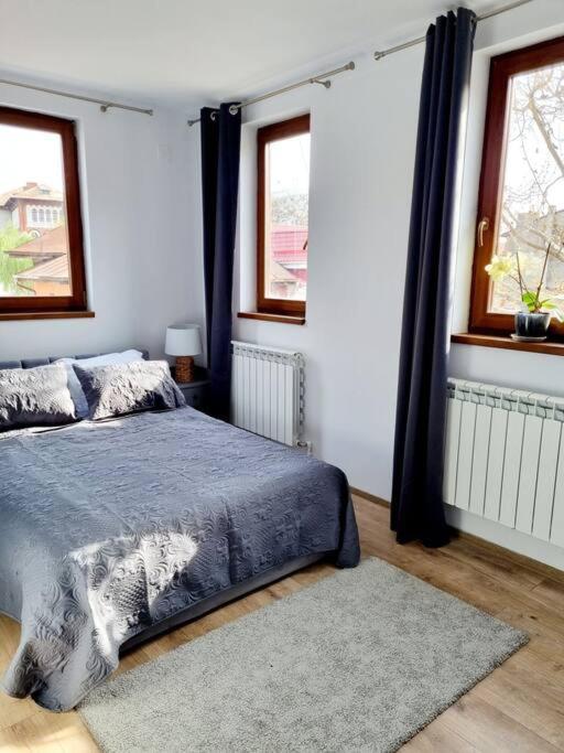 Cozy Apartment Near City Center Bukarest Kültér fotó